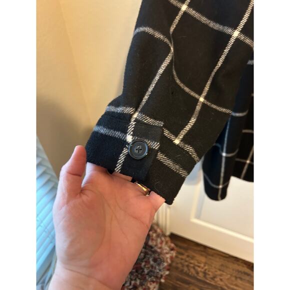 Sanctuary Black and White Shacket with Pockets XXL - Picture 5 of 7